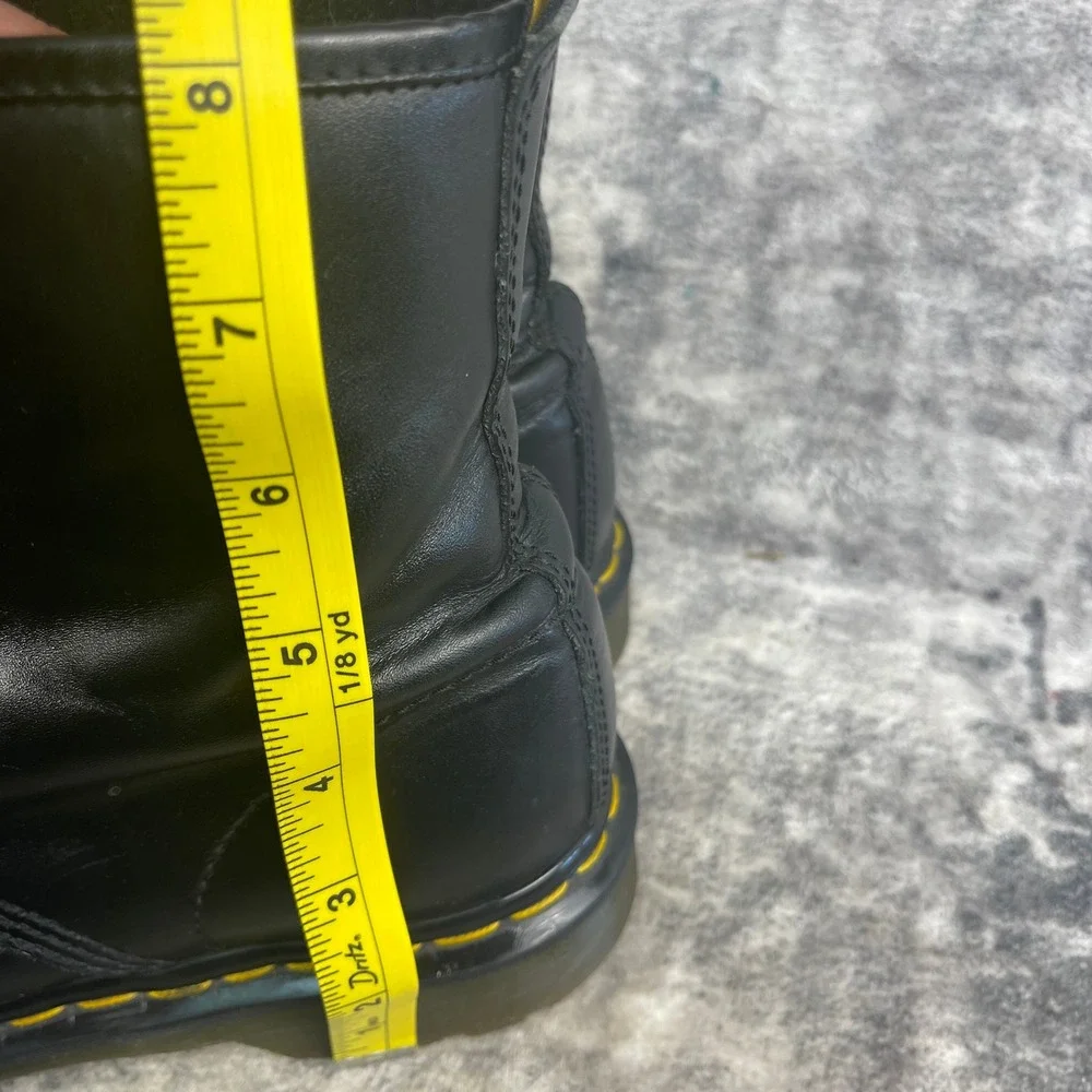 Dr. Martens Mens 9L 1460 Eight Eye Boots Solid Black Leather Combat Boots